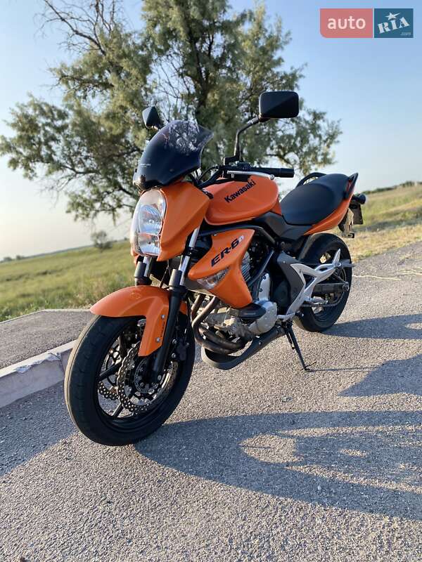 Мотоцикл Классик Kawasaki ER 650 2007 в Днепре