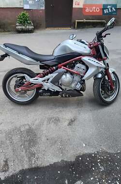 Мотоцикл Классик Kawasaki ER 650 2010 в 