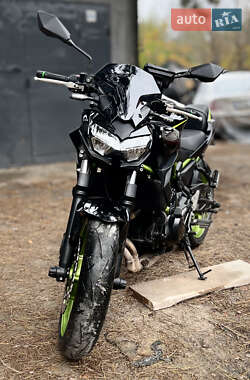 Мотоцикл Без обтекателей (Naked bike) Kawasaki ER 650 2021 в 