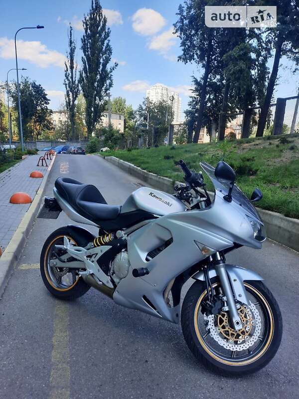 Мотоцикл Спорт-туризм Kawasaki ER-6F 2007 в 
