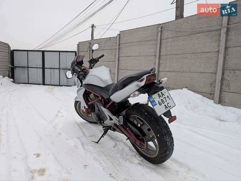 Мотоцикл Без обтекателей (Naked bike) Kawasaki ER-6N 2006 в Петропавловской Борщаговке фото 4 Мотоцикл Без обтекателей (Naked bike) Kawasaki ER-6N 2006 в Петропавловской Борщаговке