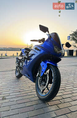 Спортбайк Kawasaki EX 250 2010 в 