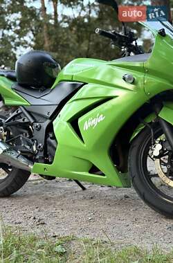 Спортбайк Kawasaki EX 250 2009 в 
