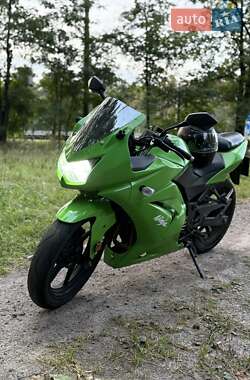 Спортбайк Kawasaki EX 250 2009 в 