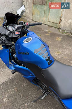 Спортбайк Kawasaki EX 250 2010 в 