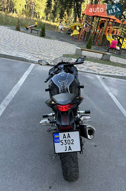Спортбайк Kawasaki EX 300 2013 в 