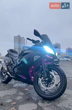 Спортбайк Kawasaki EX 300 2013 в Киеве