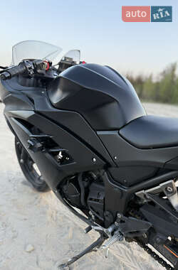 Мотоцикл Спорт-туризм Kawasaki EX 300 2016 в 