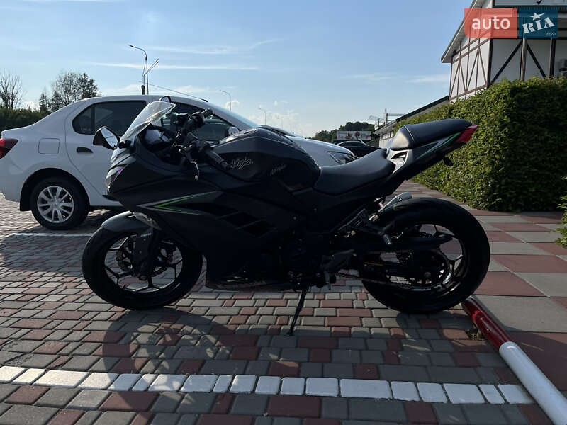 Мотоцикл Спорт-туризм Kawasaki EX 300 2016 в Софіївській Борщагівці