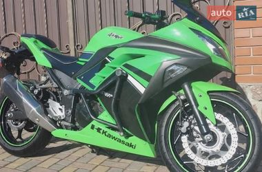 Спортбайк Kawasaki EX 300 2013 в Кропивницькому