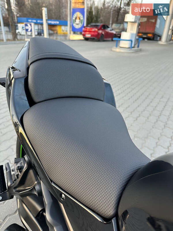 Мотоцикл Багатоцільовий (All-round) Kawasaki EX 650 2018 в Вінниці