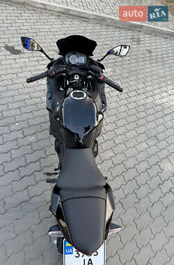 Мотоцикл Багатоцільовий (All-round) Kawasaki EX 650 2018 в 