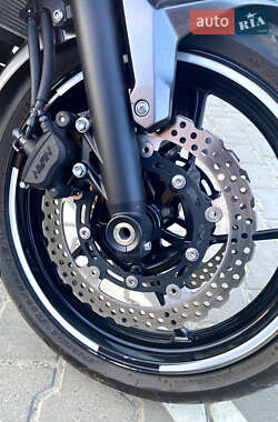 Спортбайк Kawasaki EX 650 2021 в 