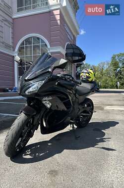 Мотоцикл Спорт-туризм Kawasaki EX 650 2012 в 