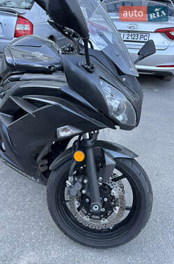 Спортбайк Kawasaki EX 650 2016 в 