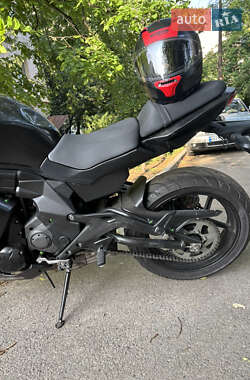 Спортбайк Kawasaki EX 650 2016 в 