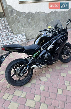 Спортбайк Kawasaki EX 650 2016 в 