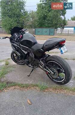 Мотоцикл Спорт-туризм Kawasaki EX 650 2012 в 