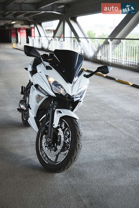 Спортбайк Kawasaki EX 650 2016 в Києві