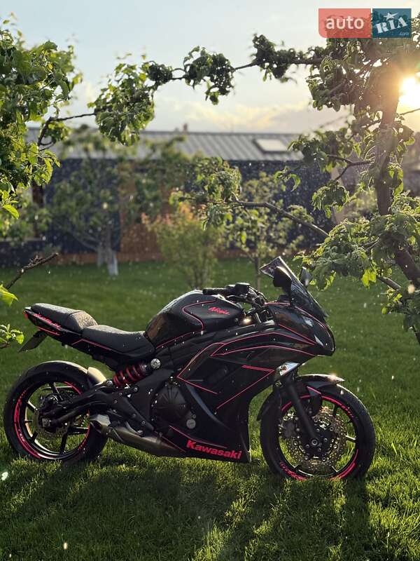Kawasaki EX 650 2014