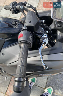Спортбайк Kawasaki EX 650 2022 в 