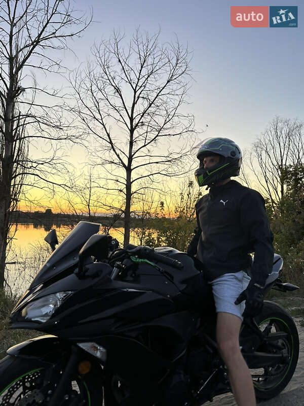 Спортбайк Kawasaki EX 650 2018 в Києві фото 12 Спортбайк Kawasaki EX 650 2018 в Києві