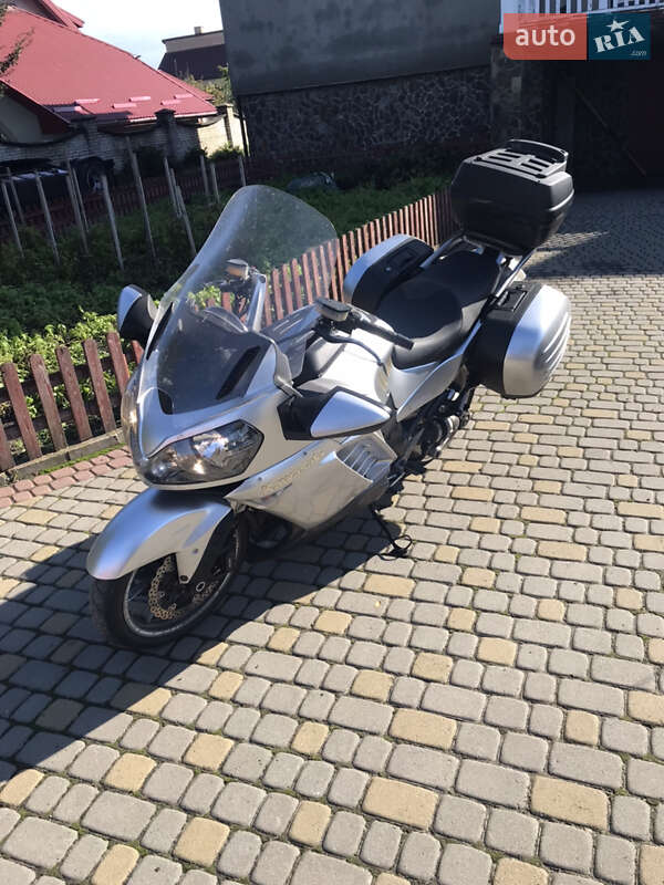 Мотоцикл Спорт-туризм Kawasaki GTR 1400 2008 в Львове