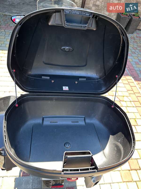 Мотоцикл Спорт-туризм Kawasaki GTR 1400 2014 в Львове