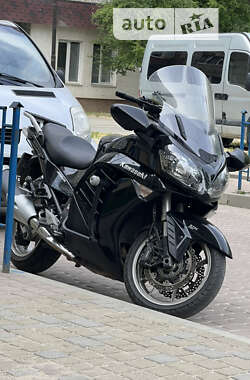 Мотоцикл Спорт-туризм Kawasaki GTR 1400 2011 в Новояворовске