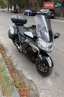 Мотоцикл Спорт-туризм Kawasaki GTR 1400 2008 в Полтаві