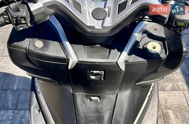 Макси-скутер Kawasaki J 300 2014 в Киеве