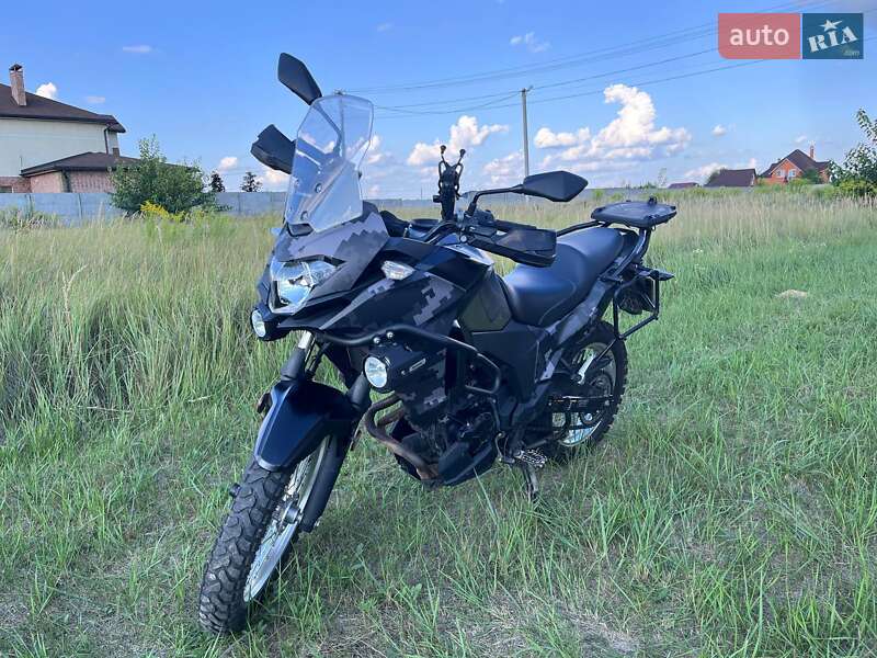 Kawasaki KLE 2017