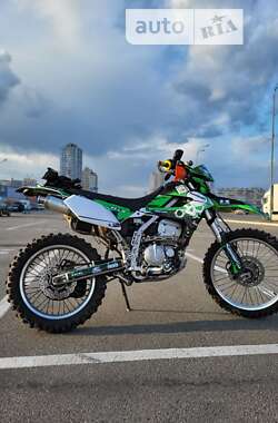 Мотоцикл Внедорожный (Enduro) Kawasaki KLX 250 2013 в Киеве