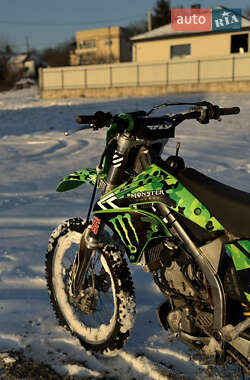 Мотоцикл Кросс Kawasaki KX 250F 2005 в Ужгороде