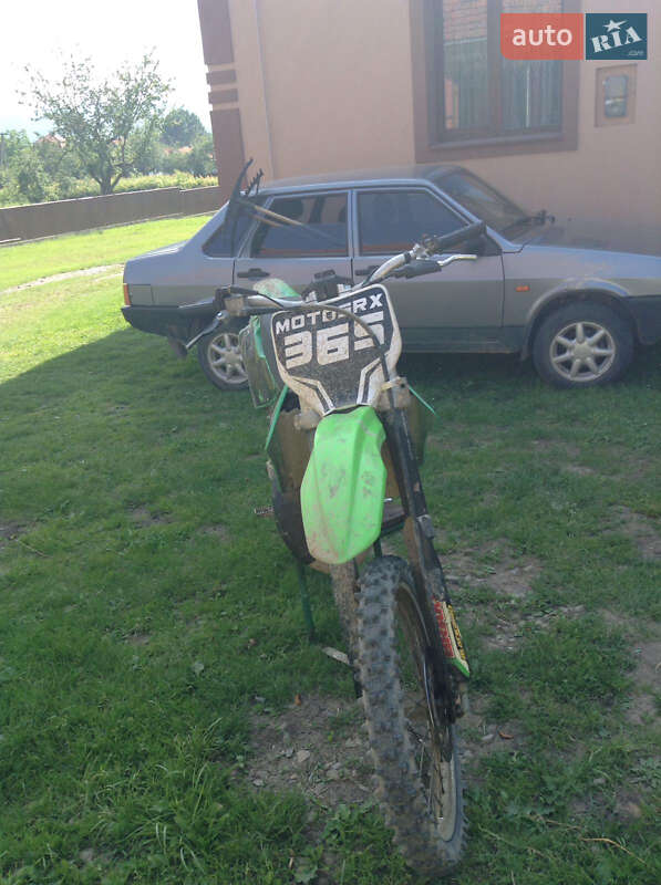 Мотоцикл Кросс Kawasaki KX 2001 в Коломые