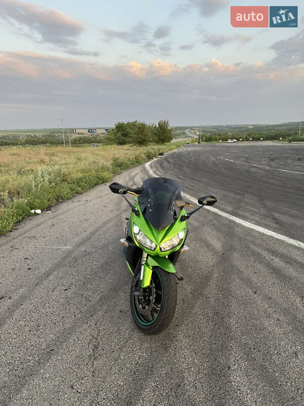 Мотоцикл Спорт-туризм Kawasaki Ninja 1000 SX 2014 в 