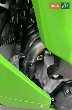 Спортбайк Kawasaki Ninja 1000 ZX-10R 2023 в 