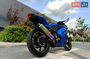Спортбайк Kawasaki Ninja 250 2009 в 