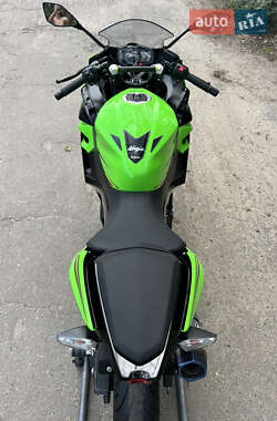 Спортбайк Kawasaki Ninja 250 2018 в 