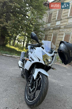 Спортбайк Kawasaki Ninja 250 2015 в 