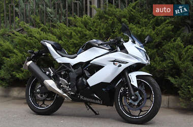 Спортбайк Kawasaki Ninja 250 2015 в 