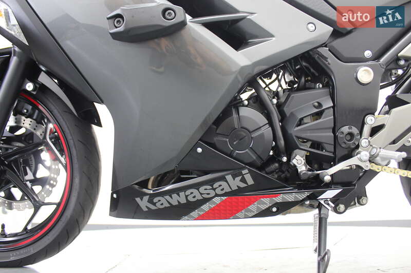 Спортбайк Kawasaki Ninja 250 2013 в Гнивани