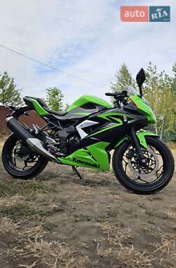 Спортбайк Kawasaki Ninja 250 2015 в Первомайську