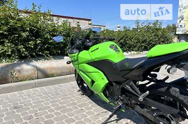 Мотоцикл Классік Kawasaki Ninja 250R 2011 в Новояворівську