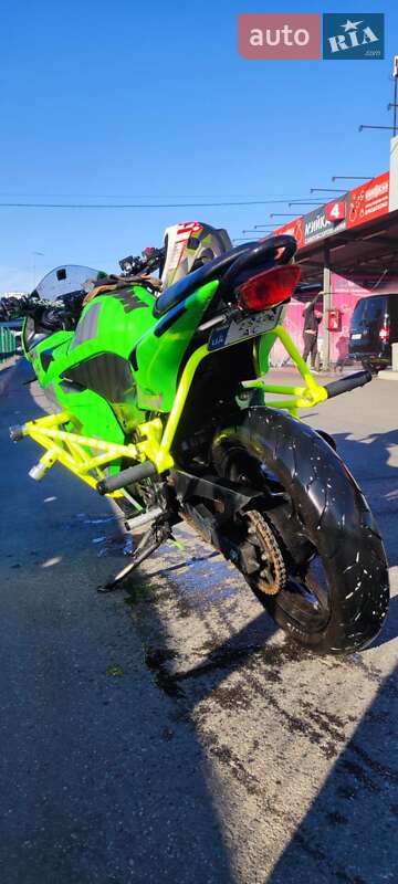 Спортбайк Kawasaki Ninja 250R 2010 в Києві