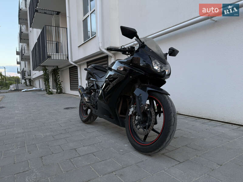 Мотоцикл Спорт-туризм Kawasaki Ninja 250R 2013 в Львове