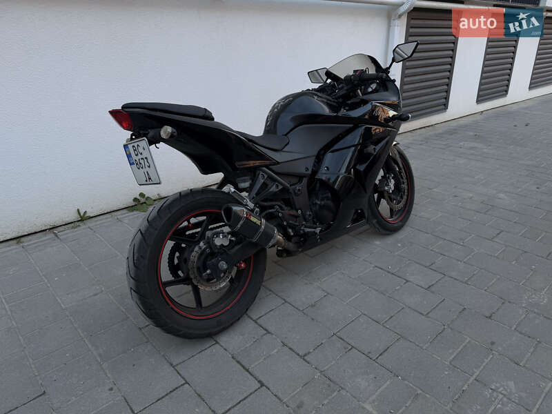 Мотоцикл Спорт-туризм Kawasaki Ninja 250R 2013 в Львове