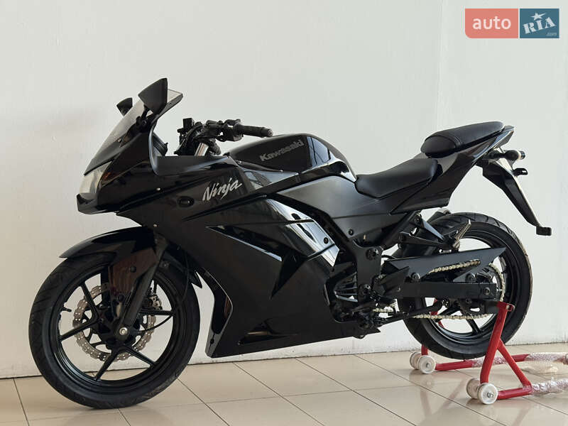 Спортбайк Kawasaki Ninja 250R 2016 в Киеве