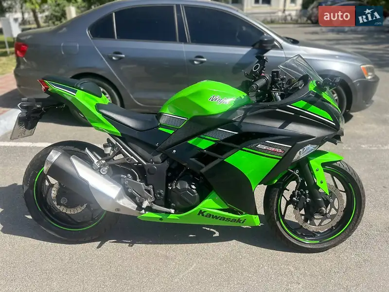 Kawasaki Ninja 250R 2013