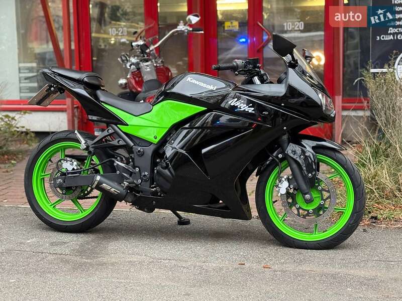 Спортбайк Kawasaki Ninja 250R 2009 в Киеве
